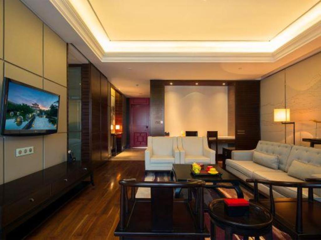Eadry Royal Garden Hotel Haikou Haikou  Dış mekan fotoğraf