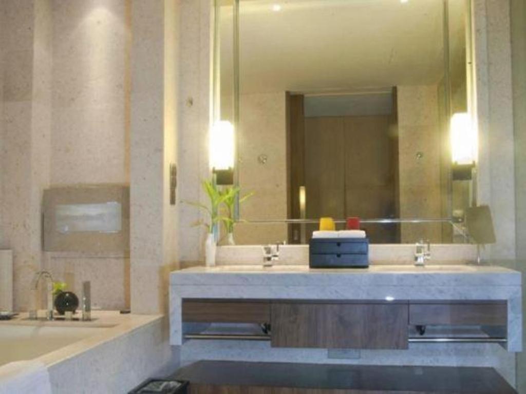 Eadry Royal Garden Hotel Haikou Haikou  Dış mekan fotoğraf